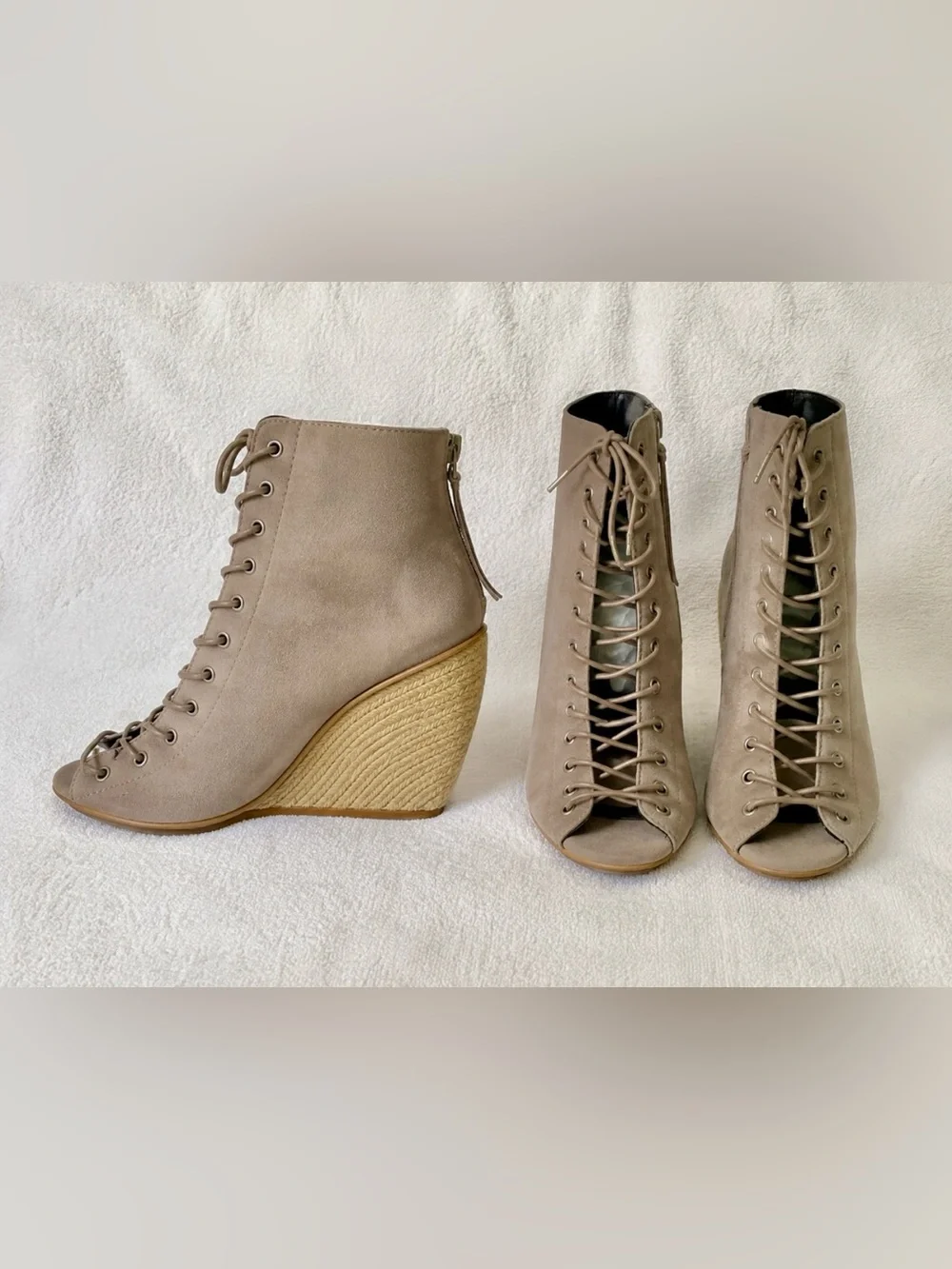 Rebecca Minkoff Taupe Suede Lace Up Wedge Booties Open Toe Women’s 7B